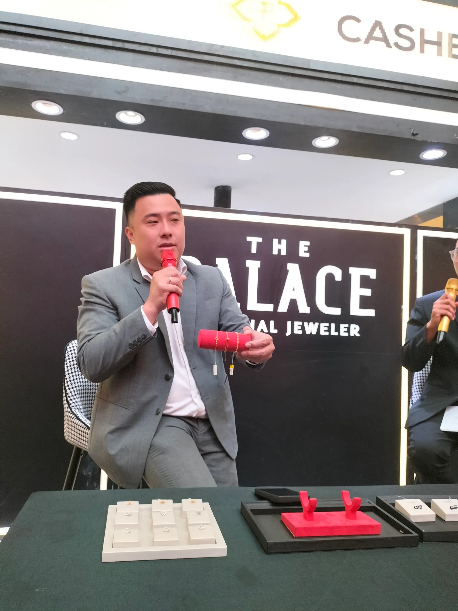 The Palace Jeweler Kembali Gelar PANAS HALU Di Sun Plaza Medan