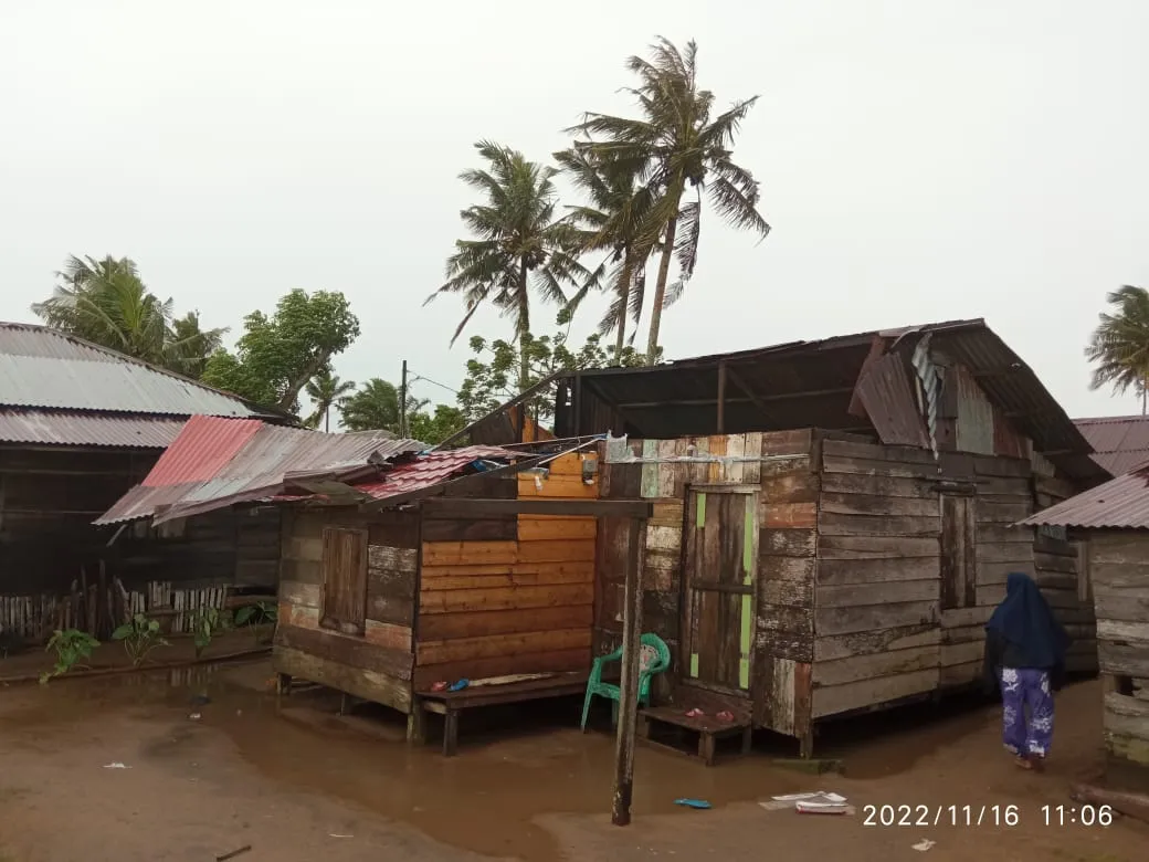 Putingbeliung Hancurkan 15 Rumah Di Batahan