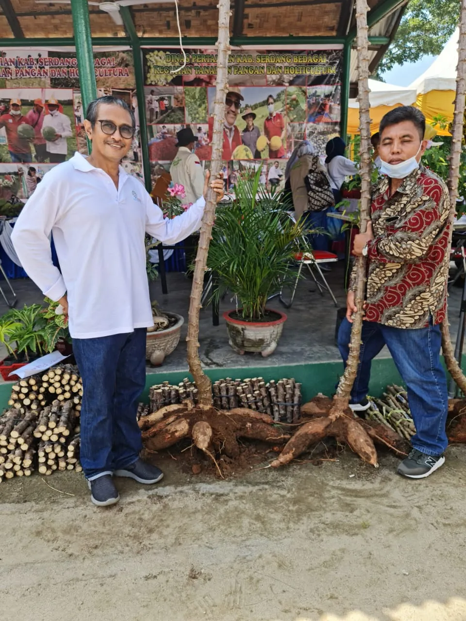 PT. Socfindo Undang Menteri BUMN Resmikan Taman Herbal