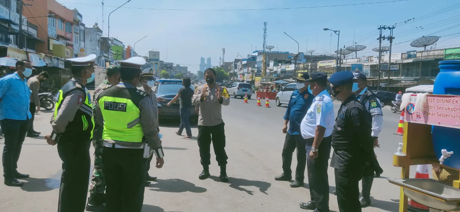 6 Hari Pelaksanaan PPKM Darurat , Mobilitas Masyarakat Turun Dratis