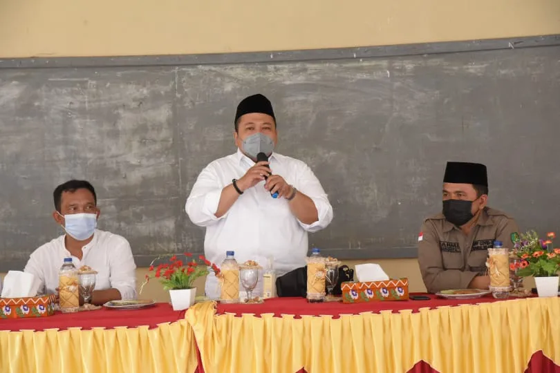Bupati Tapsel Minta Jamaah BKMT Bersabar Hadapi Pandemi