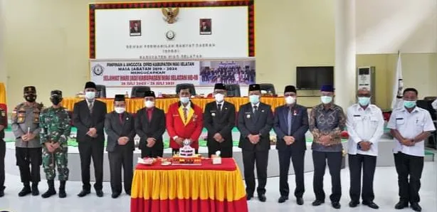 Kabupaten Nisel Berumur 18 Tahun