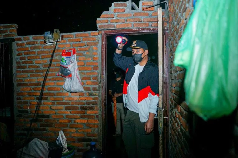 Bobby Temui Warga Korban Puting Beliung