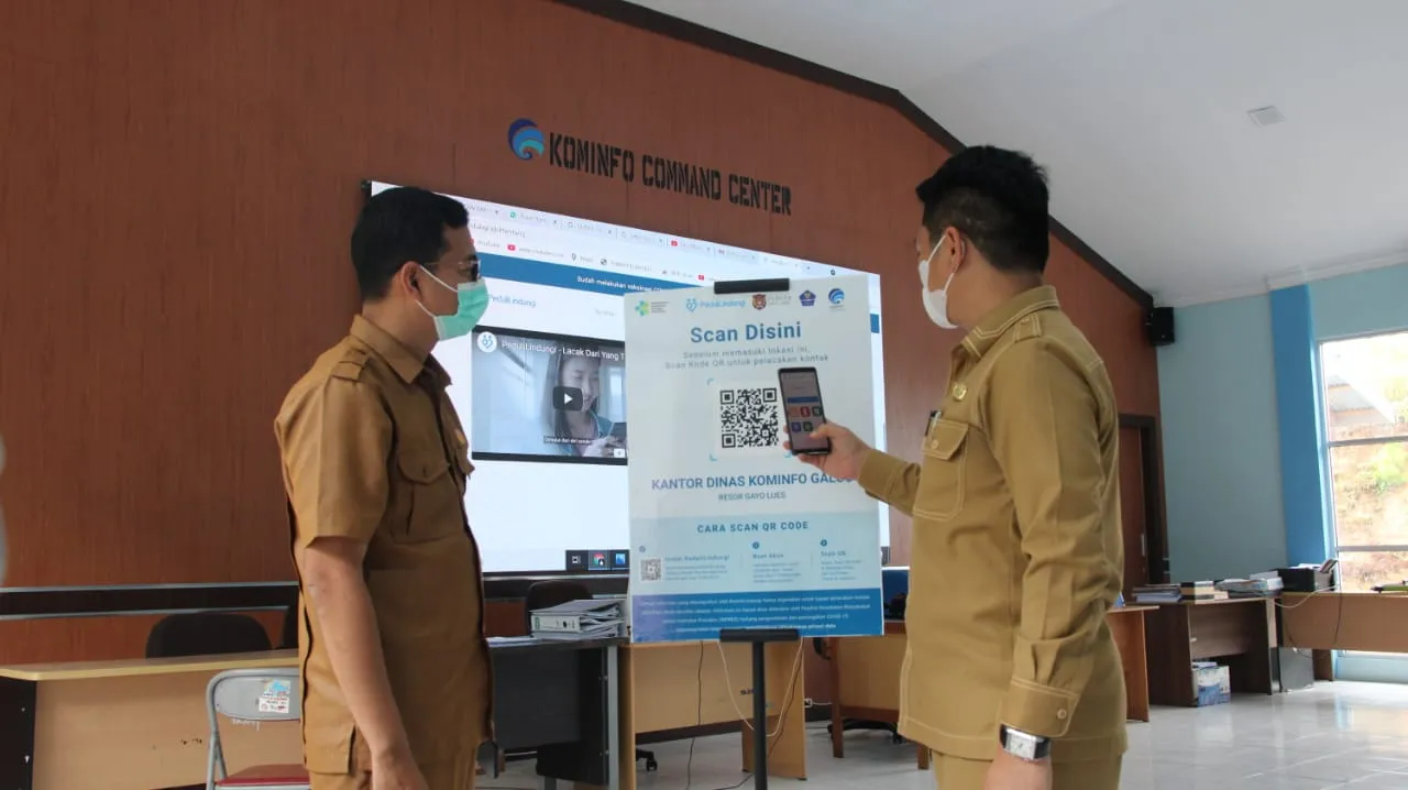 2 November 2021, Masuk Kantor Diskominfo Gayo Lues Wajib Scan Barcode Aplikasi PeduliLindungi