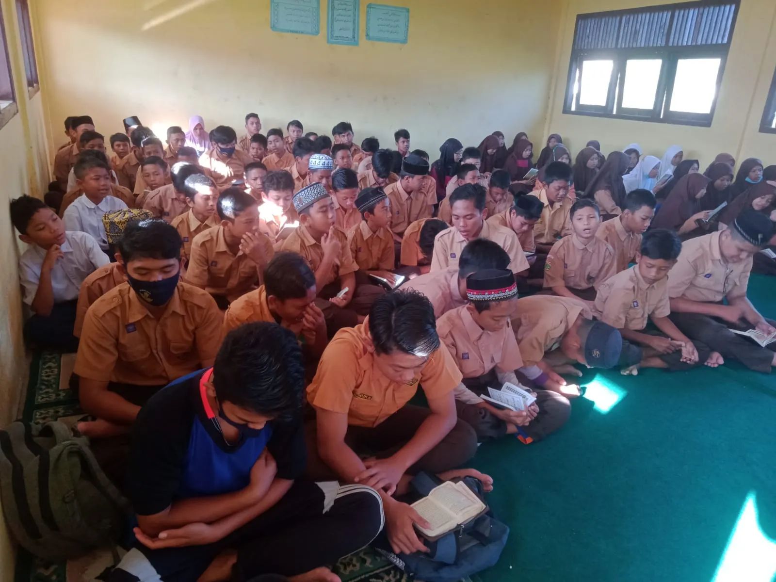 UPTD SPF SMPN 2 Singkil Rutin Yasinan