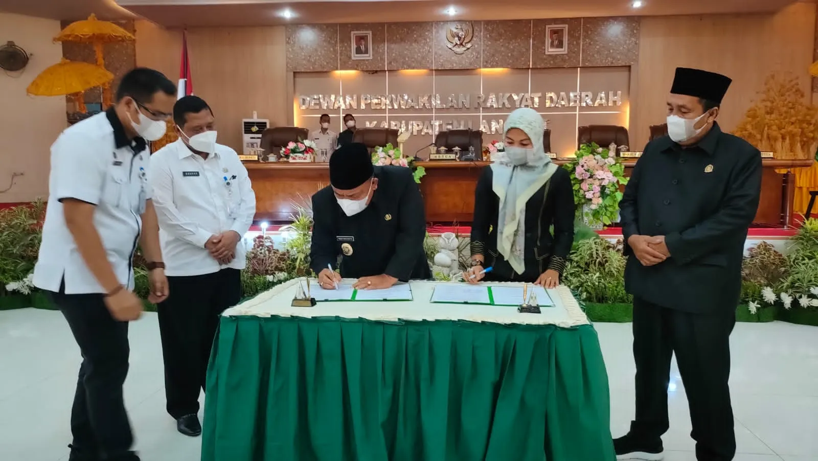 Bupati Langkat Tandatangani Kesepakatan KUA/PPAS R.APBD 2022