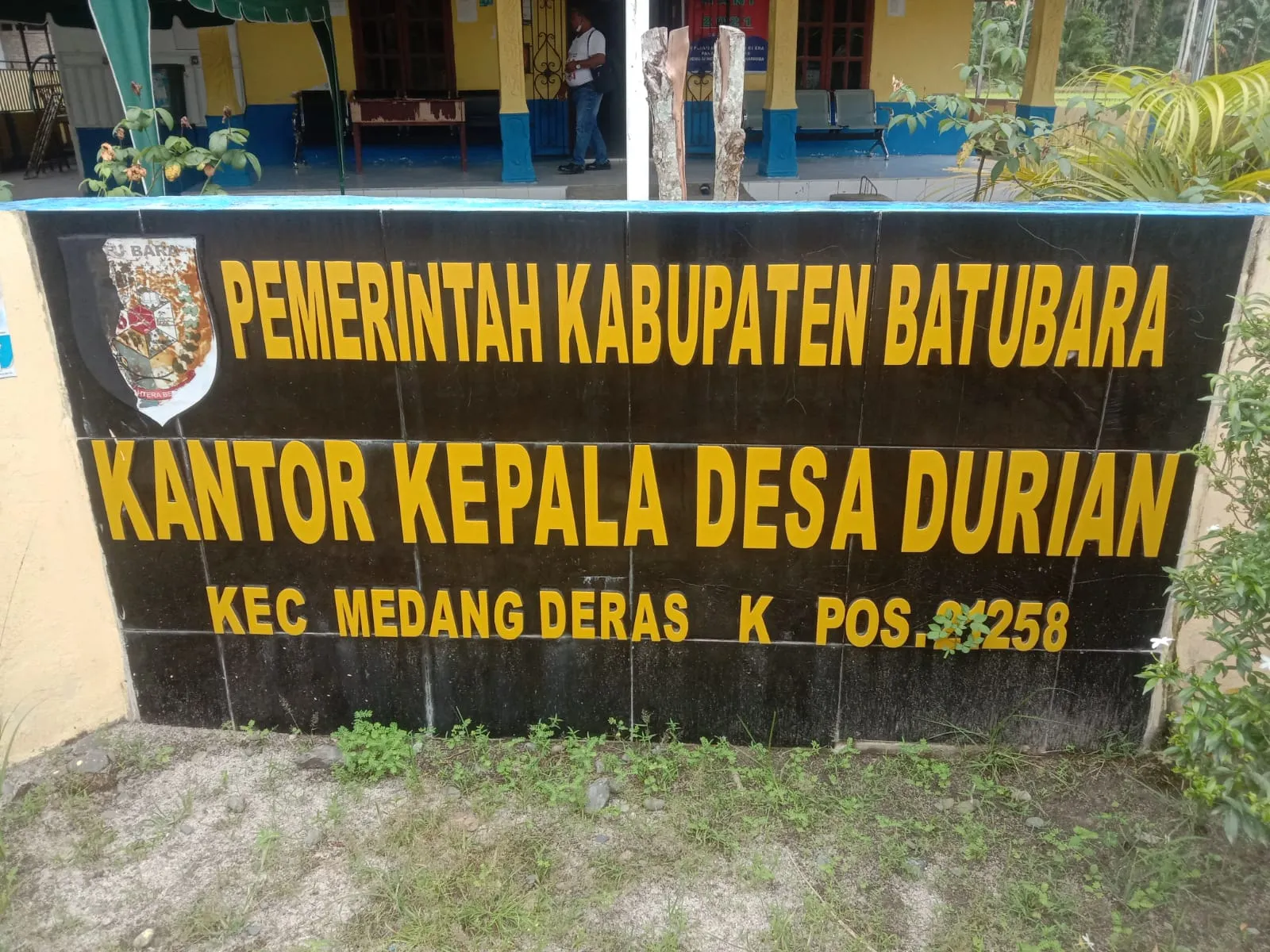 Anak Jadi Sekdes, Disinyalir Kades Labrak UU-RI Nomor 28/1999