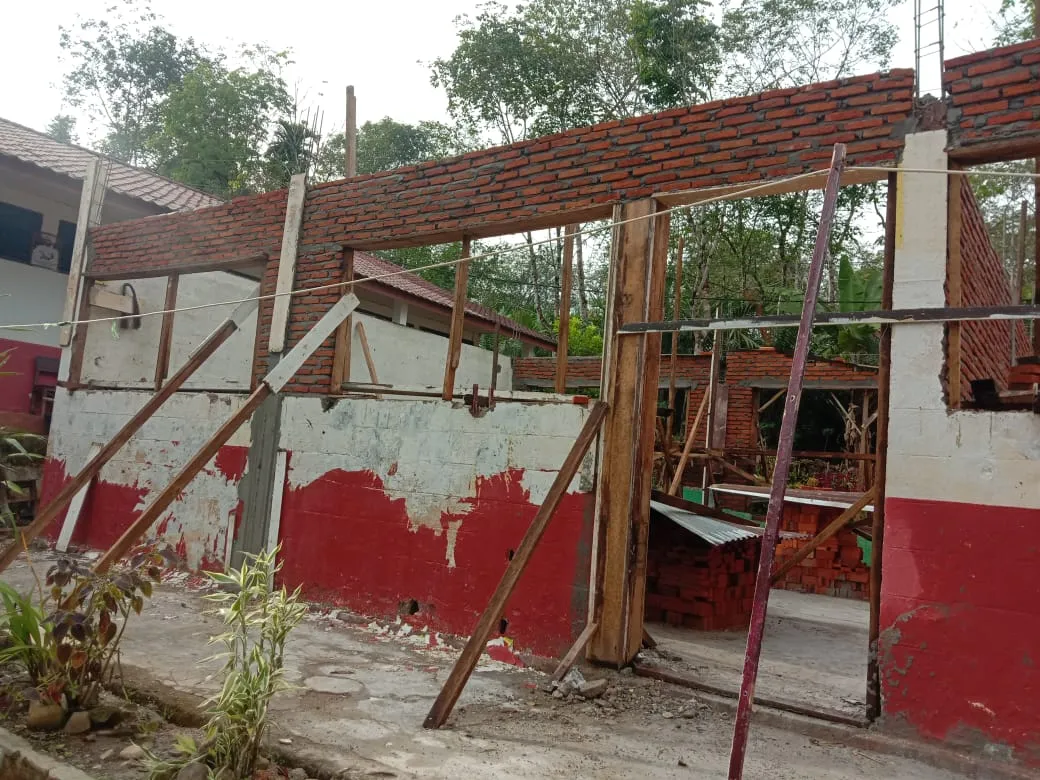 Proyek RKB SDN Padang Lancat Dinilai Asal Jadi