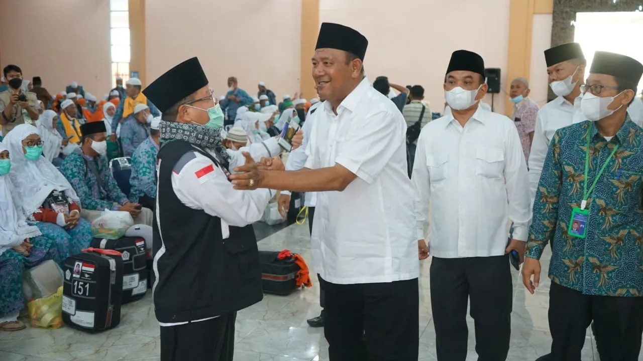 Syah Afandin Sambut Kepulangan Jamaah Haji Asal Langkat