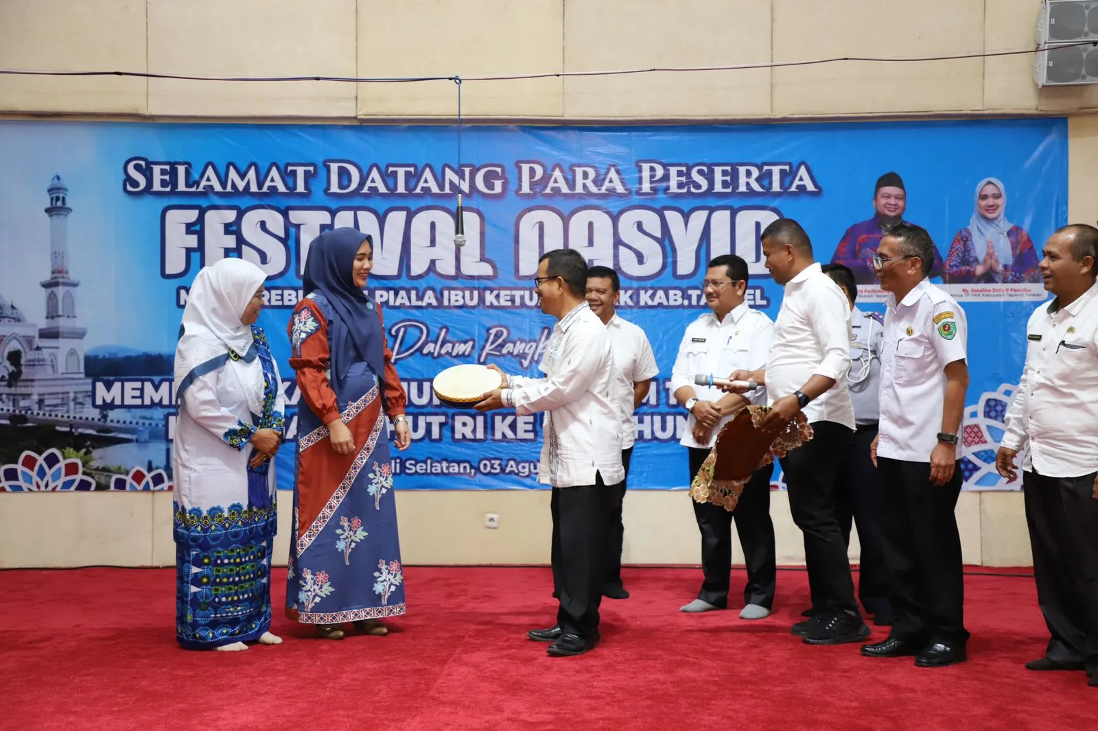 Angkola Barat Raih Juara Umum Festival Nasyid Tingkat Tapsel