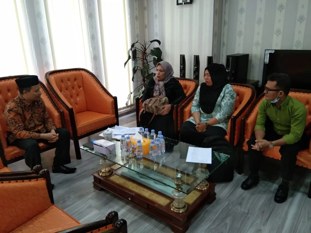 Guru Berstatus P3K , Guru Honor Kehilangan Pekerjaan