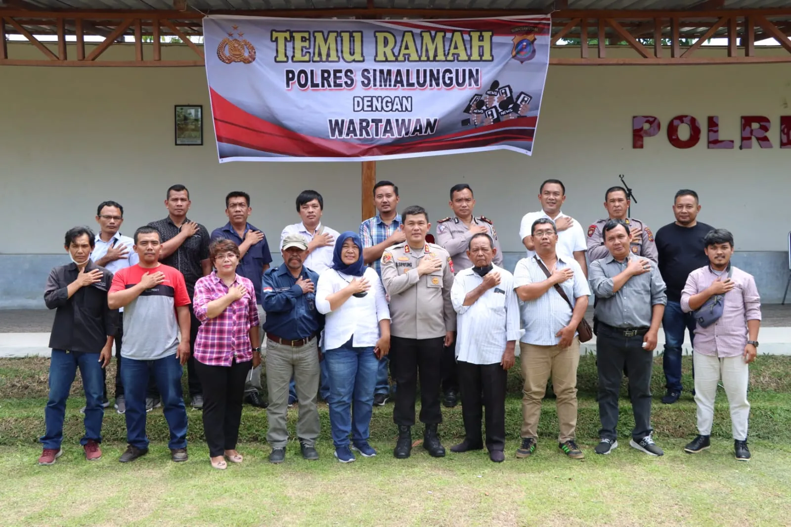 Kapolres Simalungun Temu Ramah Dengan Insan Pers