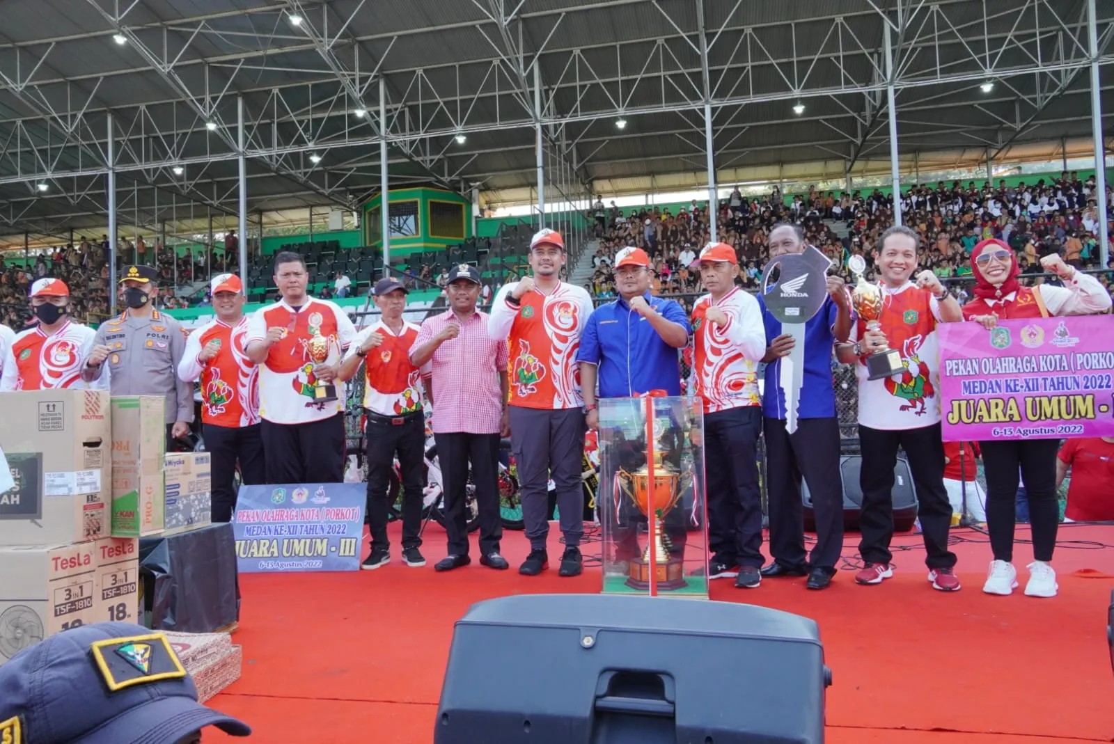 Bobby Menutup Porkot Ke XII Di Stadion Teladan Medan