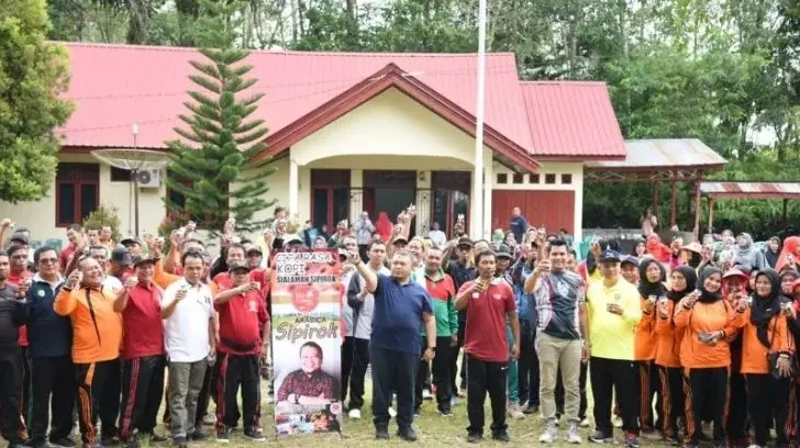 Bupati Tapsel Gelar Seruput Kopi di Angkola Selatan