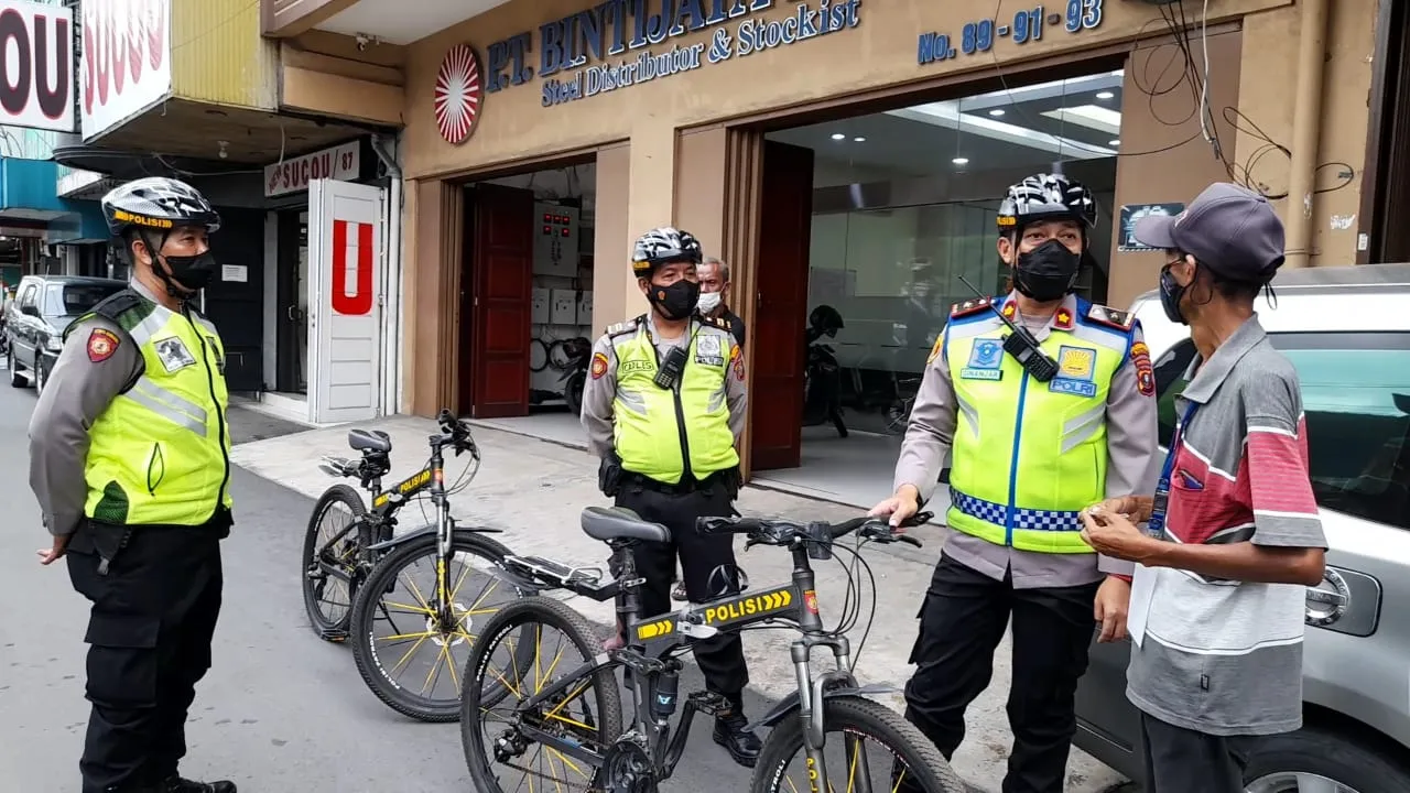 Kapolsek Medan Baru Patroli Bersepeda