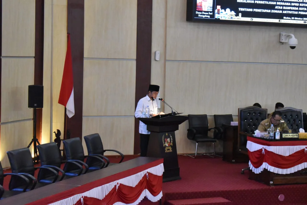 Biaya Jasa Pelayanan PKL Jangan Dijadikan Sumber Peningkatan PAD