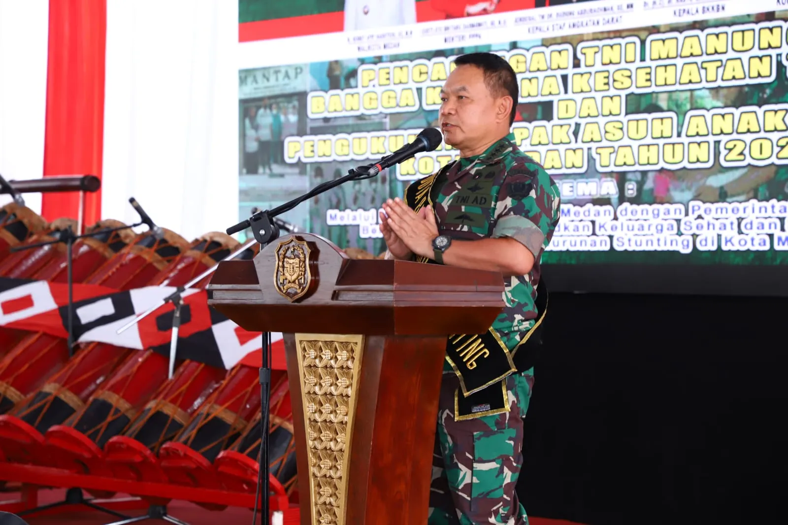 Pangdam I/BB Dan Wali Kota Bapak Asuh Anak Stunting Kota Medan