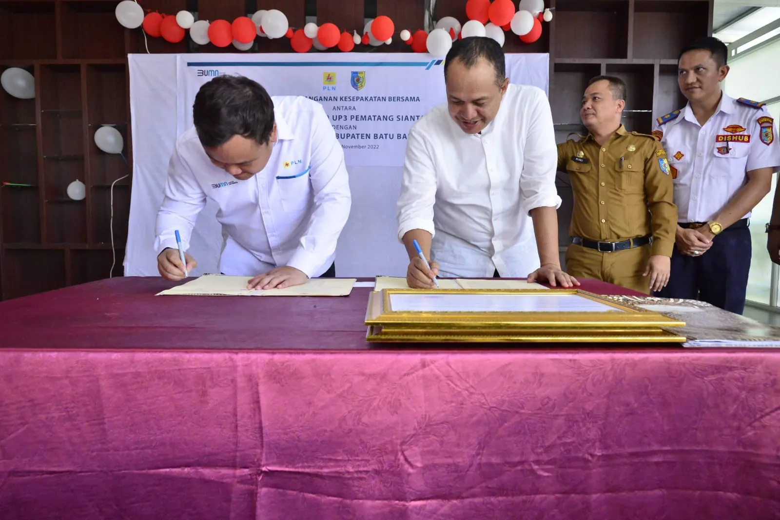 Optimalisasi PAD, Bupati Batubara & PT PLN Tandatangani MoU