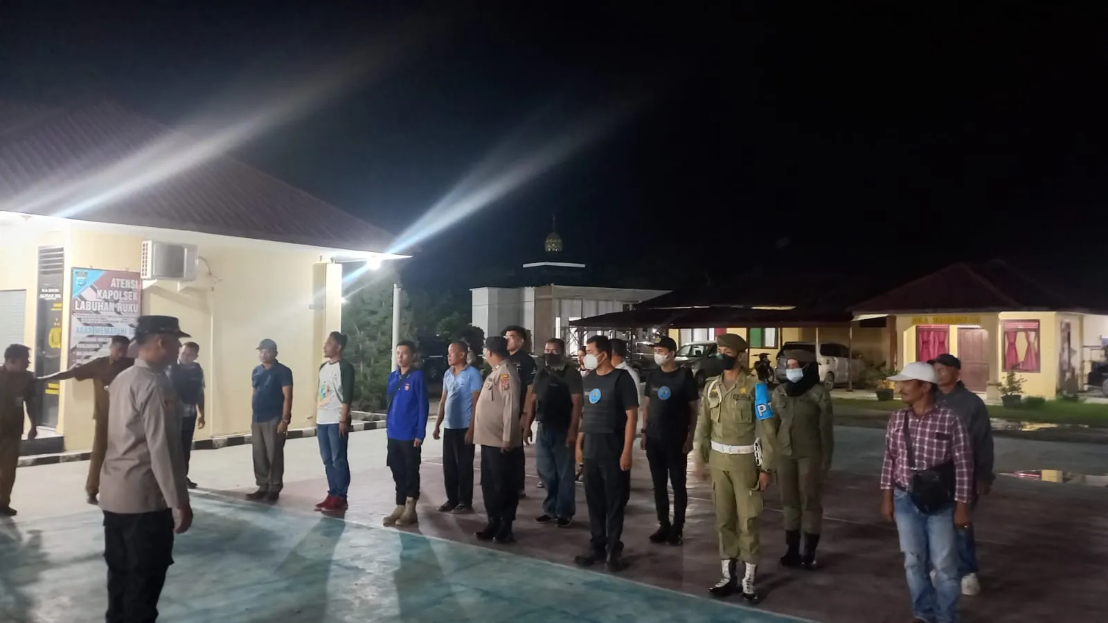Polsek Lab.Ruku Gelar Apel Bersama Cegah Eksploitasi Anak