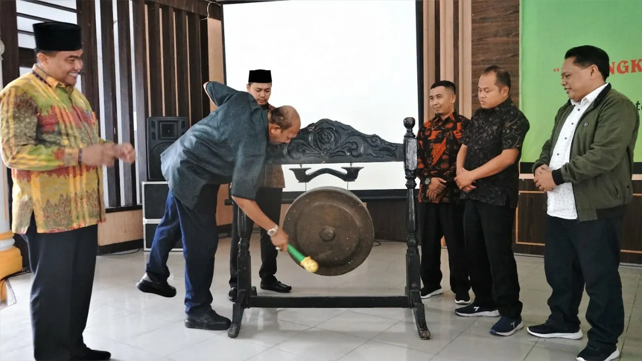 Plt Bupati Langkat Buka Sekolah Demokrasi Pemilu 2024