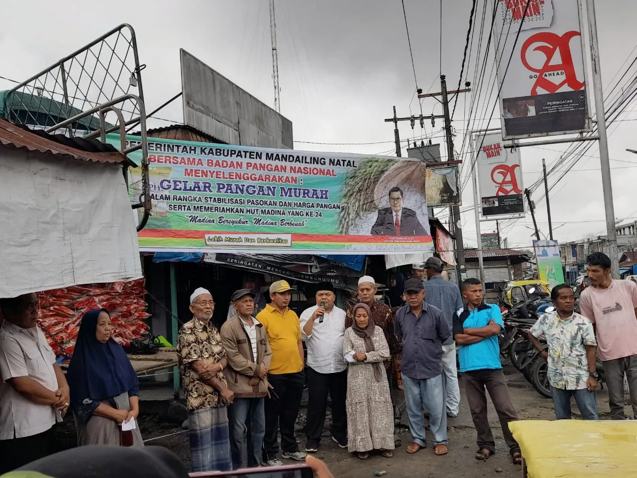 Diserbu, Beras Rp 9.900/Kg Di Panyabungan