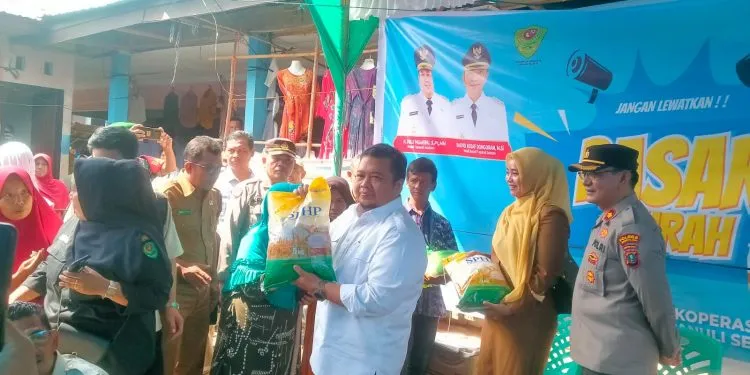 Pemkab Tapsel - Polres Tapsel Gelar Pasar Murah