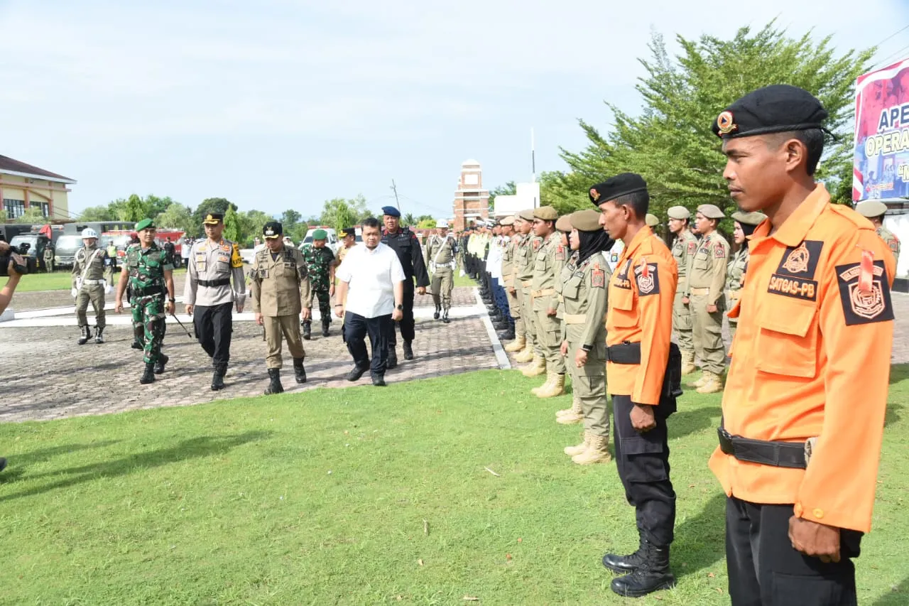 Bupati Tapsel Hadiri Apel Pasukan Operasi Ketupat Toba 2023
