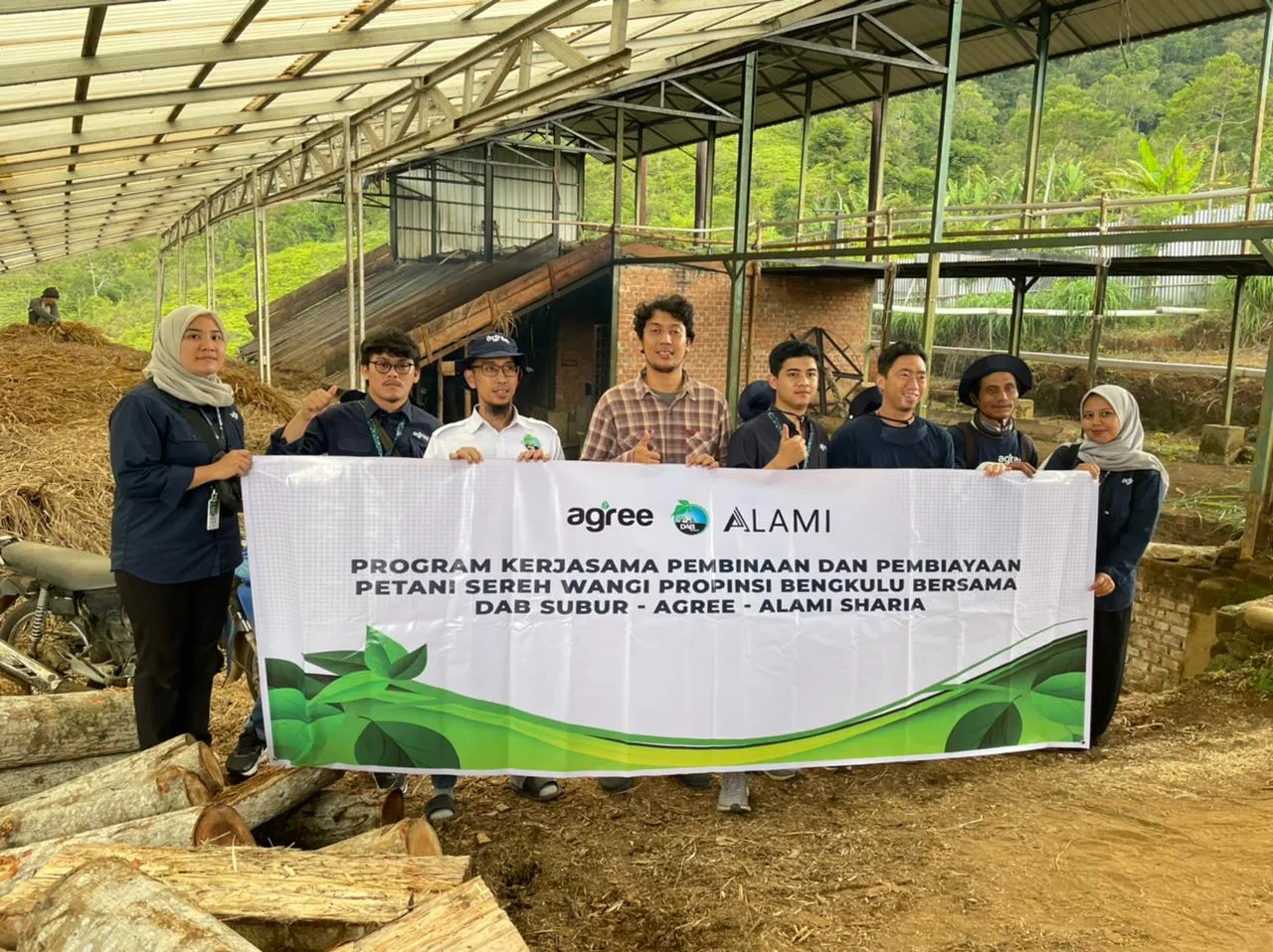 Teknologi IoT dari Agree Bantu Budi Daya Petani Serai Wangi