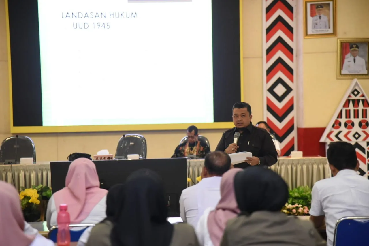Dolly Ajak ASN Tapsel Terapkan Bahasa Indonesia " Tapi Jangan Lupakan Bahasa Daerah"