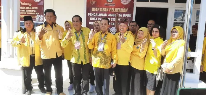 Golkar P.Sidempuan Daftarkan 30 Bacaleg Ke KPU