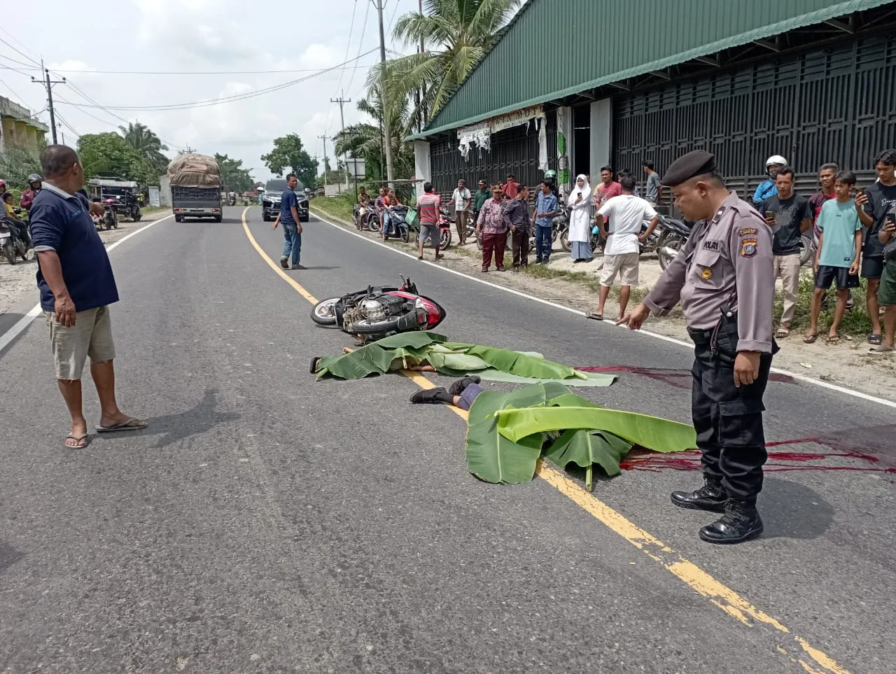 Dua Pelajar Tewas Dilindas Truk