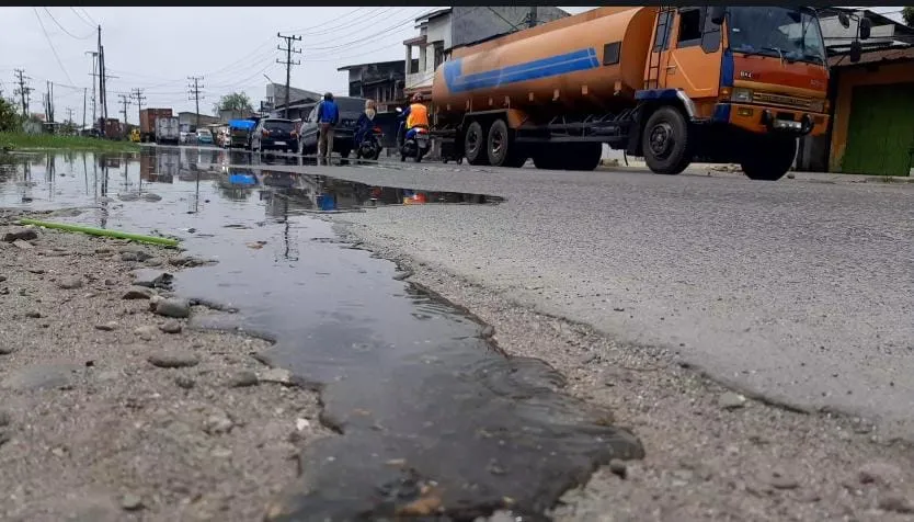 Banjir Rob Rendam Kota Belawan