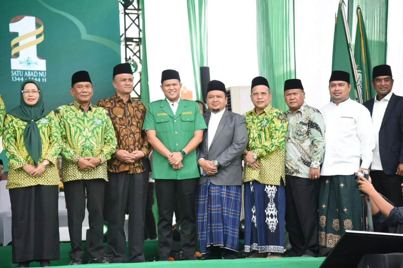 Bupati Tapsel Hadiri Tasyakuran 1 Abad NU di Madina