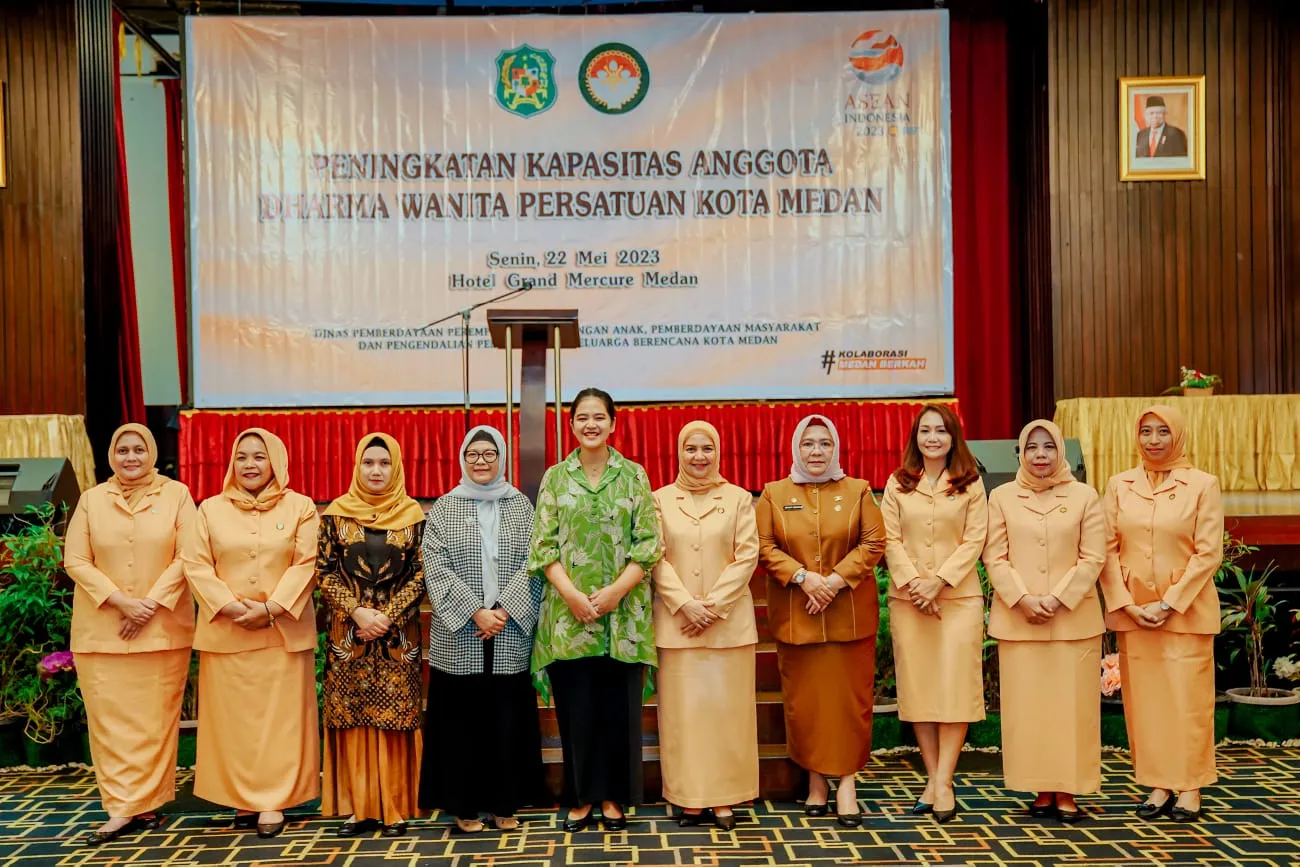 Ny Kahiyang Ayu: Perempuan Cerdas Penentu Kualitas Keluarga & Masyarakat