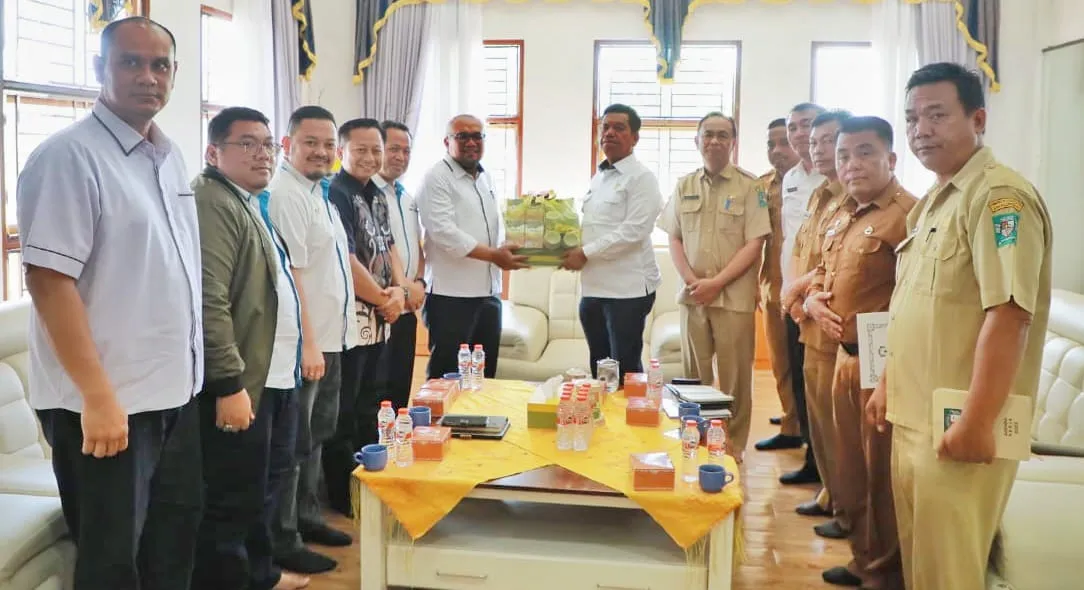  Menejer PTPN-4 Kebun Sidamanik Lapor Bupati, Agrowisata Kebun Teh Segera Dibangun 
