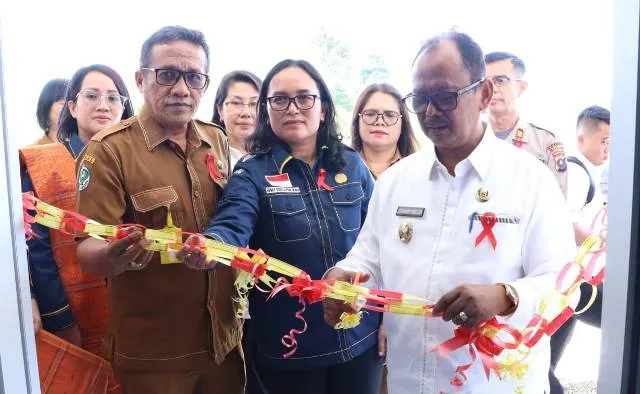 Wabup Simalungun Launching Klinik VCT/IMS/PDP RSUD Tuan Rondahaim.