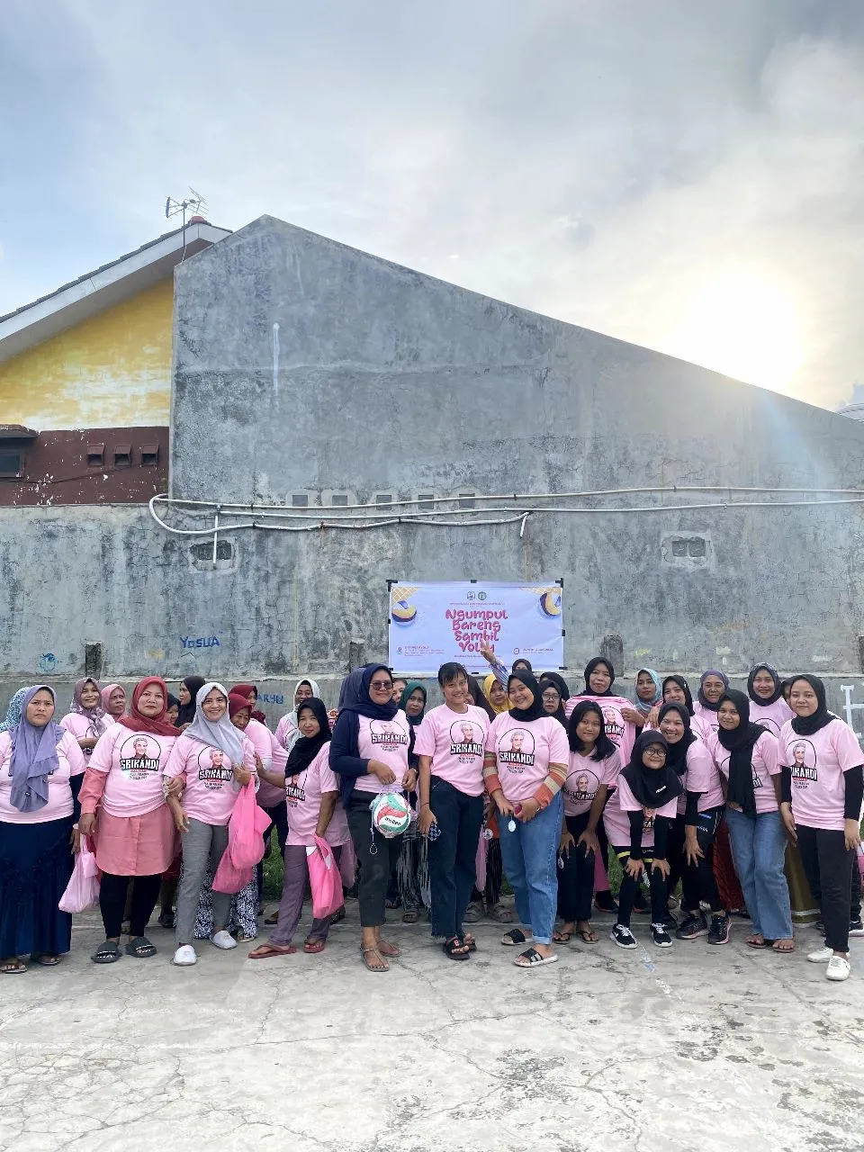 Srikandi Ganjar Bersama HIMRCI VC Ajak Perempuan Ngumpul Bareng Sambil Main Voli