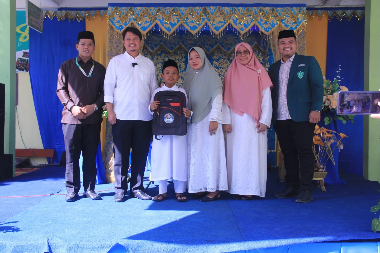 Gadget Sehat Prof.Ridha Dharmajaya Dan SD Al Washliyah 8 Kolaborasi Gelar Khitanan Massal