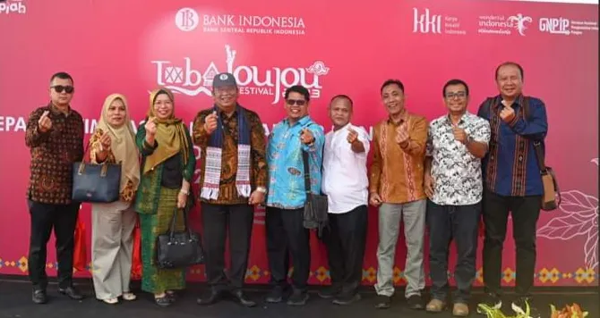 Wali Kota Padangsidimpuan Hadiri Toba Jou Jou Festival 2023
