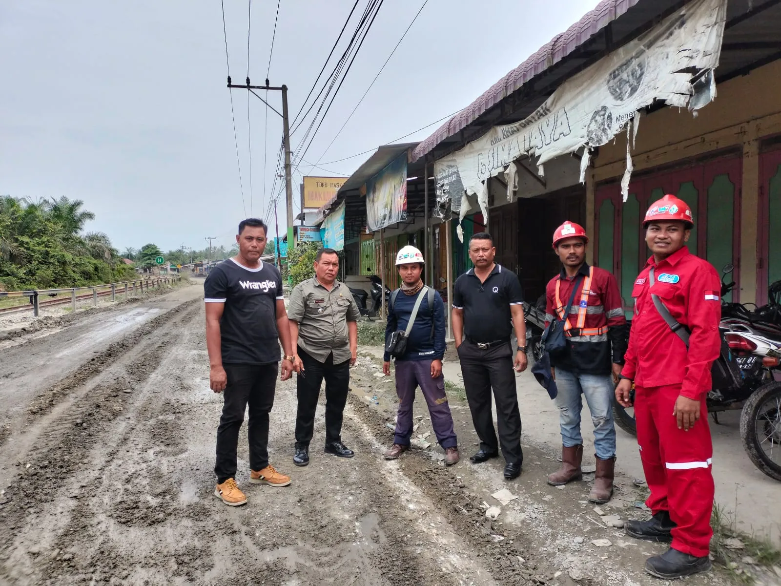 Masyarakat Gembira, Jalan Provinsi Di Pulau Rakyat Pekan Diperbaiki