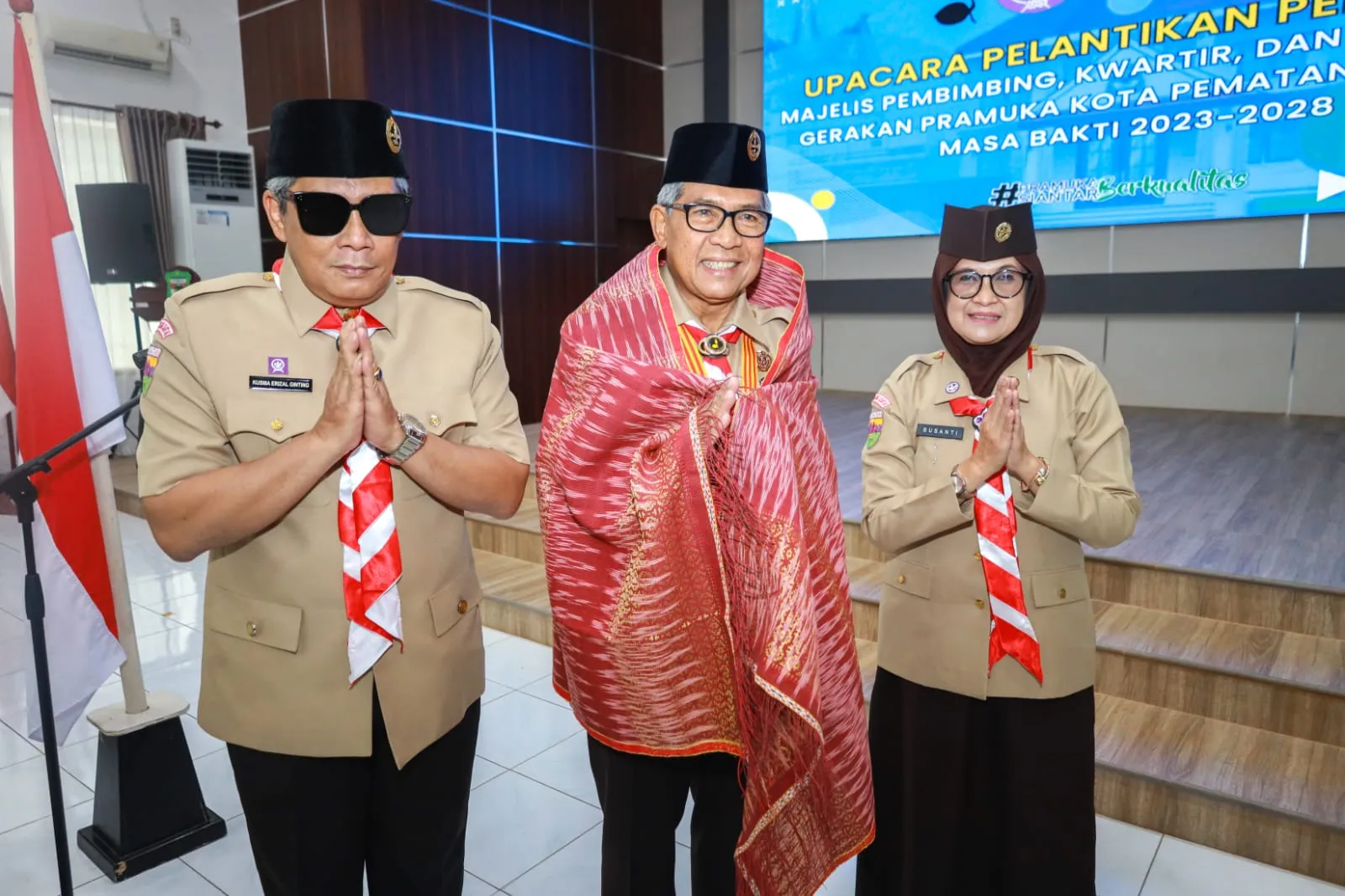dr Susanti Lantik Erizal Ginting Ketua Kwarcab Gerakan Pramuka Pematang Siantar