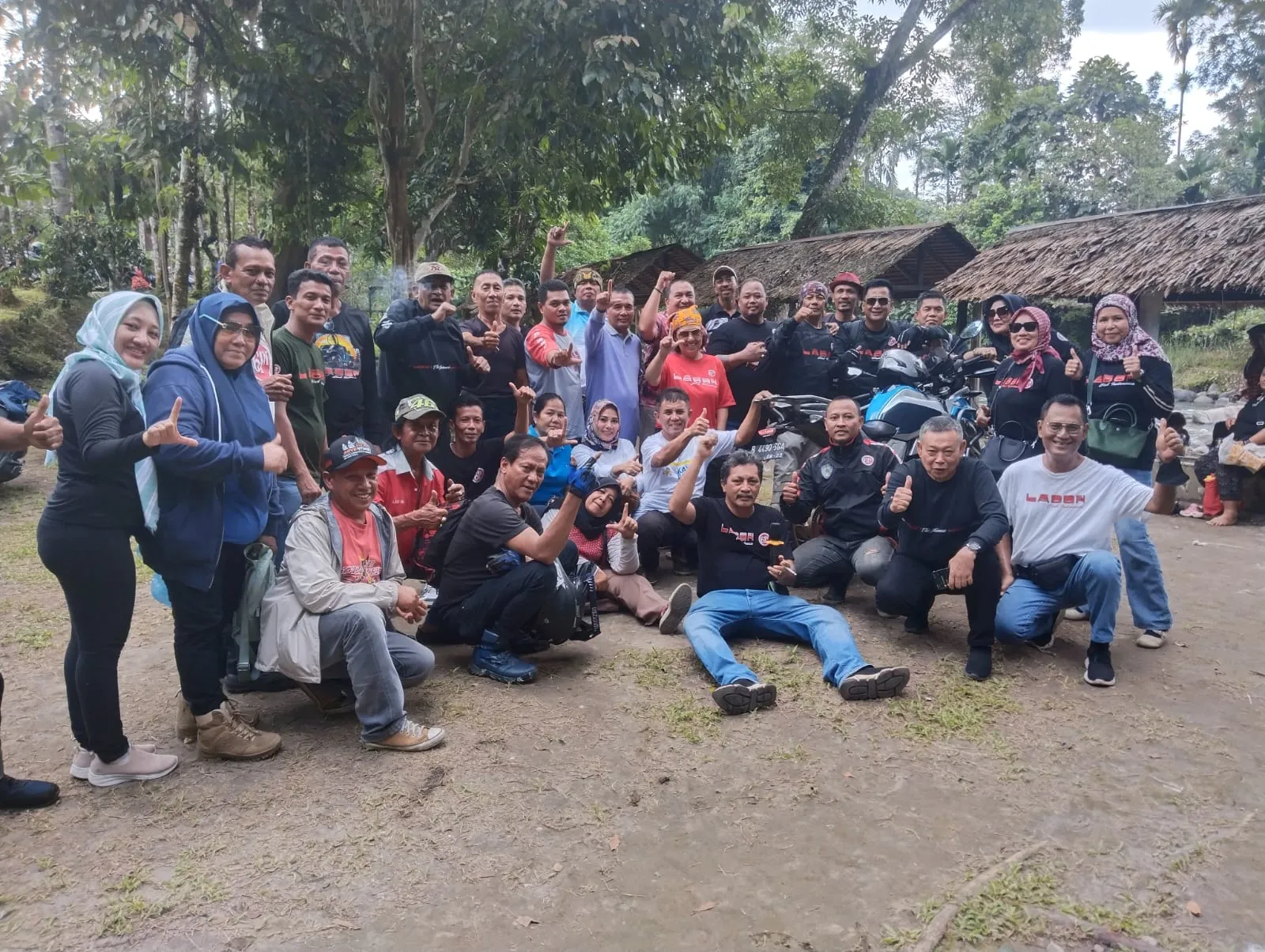 Ladon Touring "Tipis-tipis" ke Pemandian Sembahe
