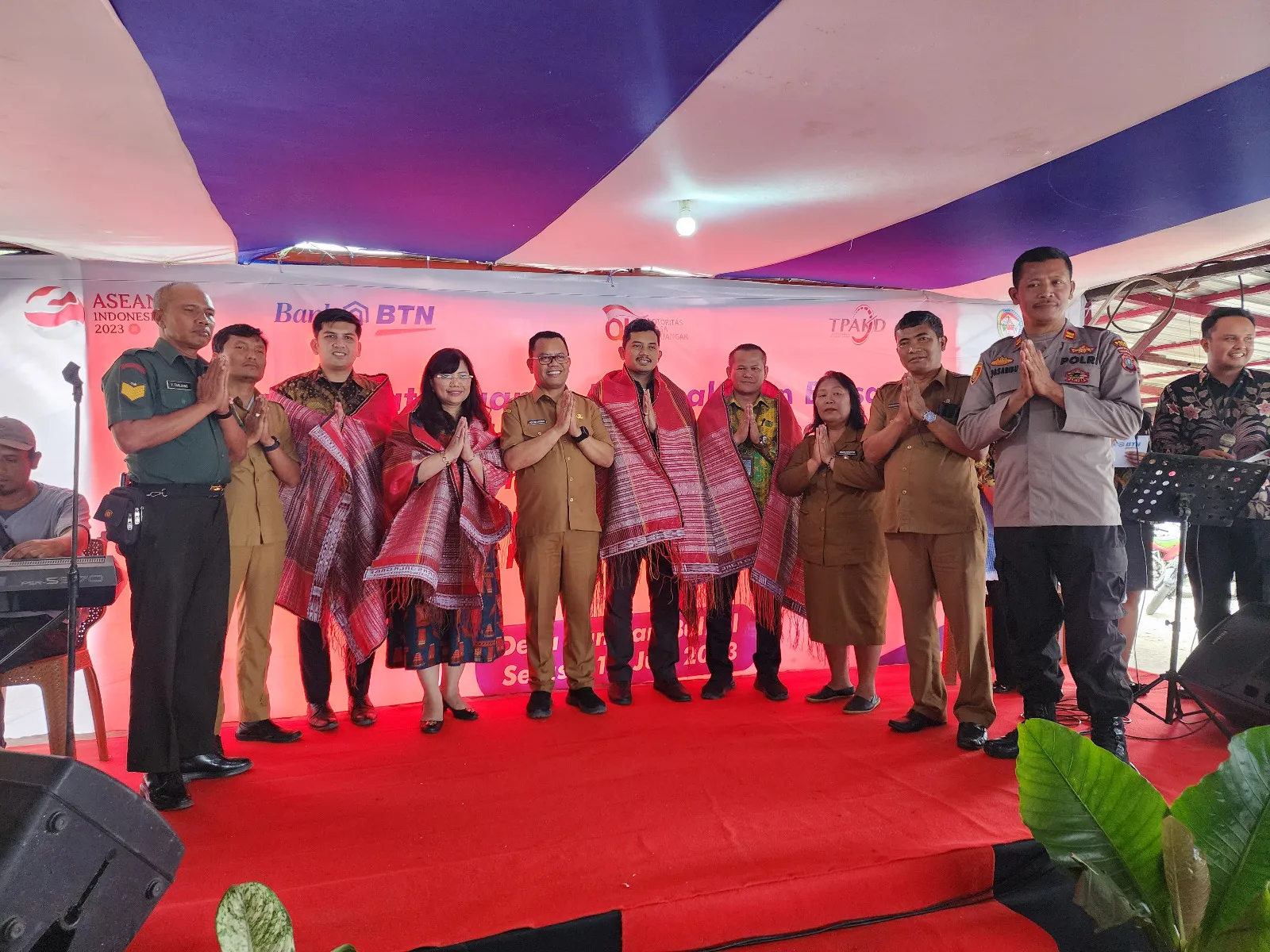 Pemkab Tobasa - BTN dan OJK Teken MoU Kembangkan Ekosistem Inklusi Desa Wisata