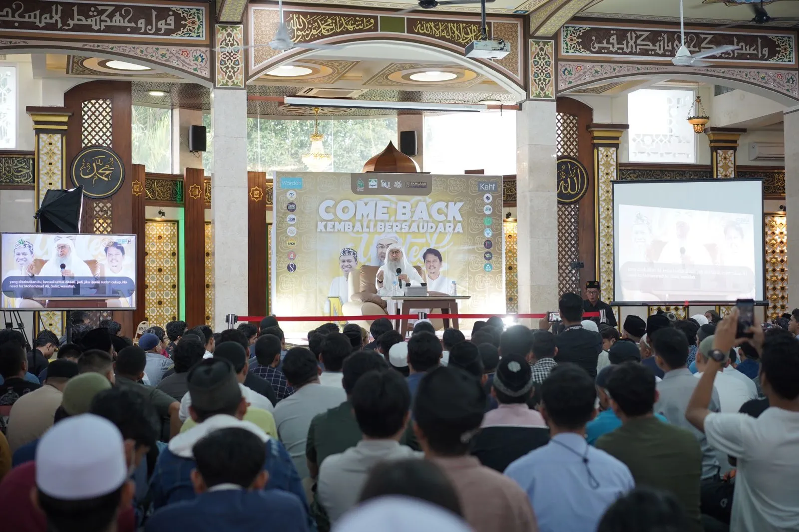 Tabligh Akbar Muharram Bersama Prof. Ridha Dharmajaya Dan Syeikh Assim Al Hakeem Di Masjid Al Jihad
