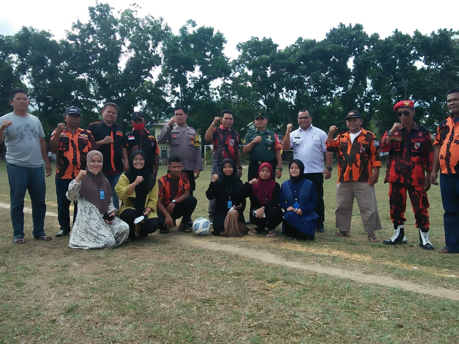 Hut RI ke 78, Muspika Kec. Halongonan Selenggarakan Turnamen Bola Kaki