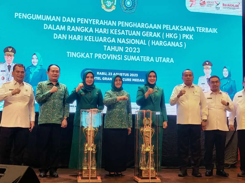 TP PKK Tapsel Raih Juara Umum Atas Penghargaan Terbanyak