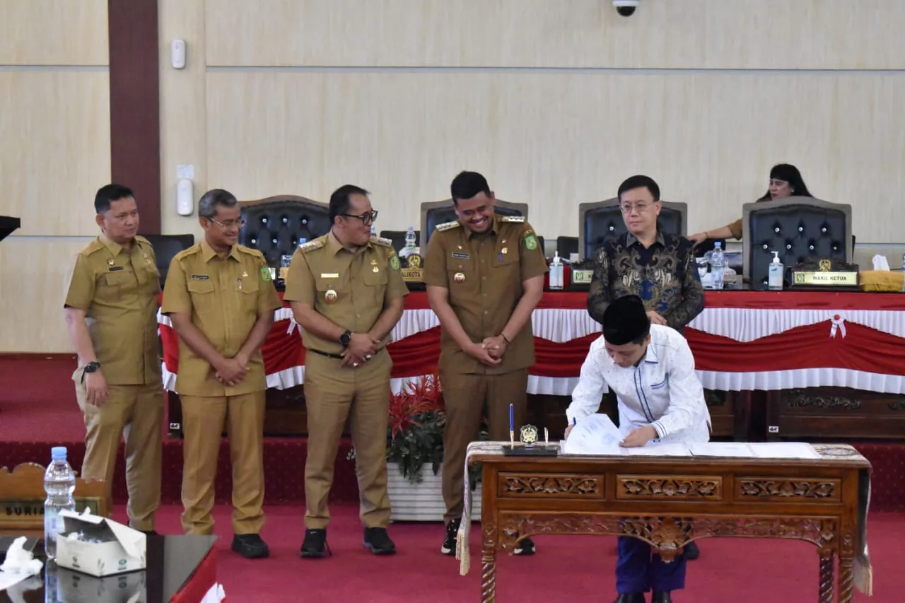 Pemko Dan DPRD Kota Medan Tandatangani Nota Kesepatakan KUA, PPAS