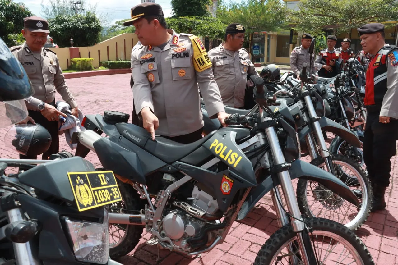 Kapolres Simalungun Pimpin Pengecekan Randis Roda Dua