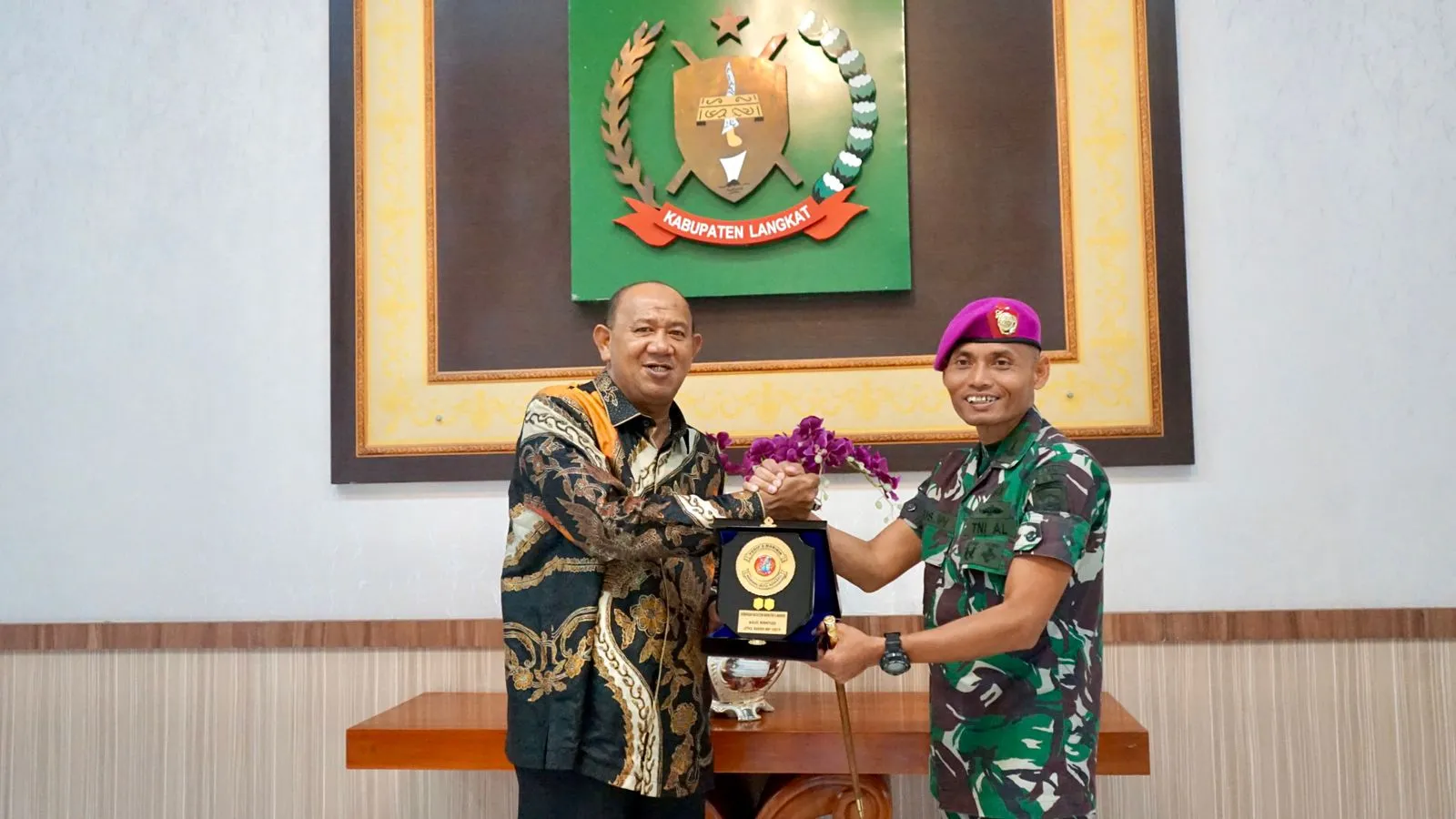 Danyonif 8 Marinir Harimau Putih Pamitan Dengan Plt Bupati Langkat 