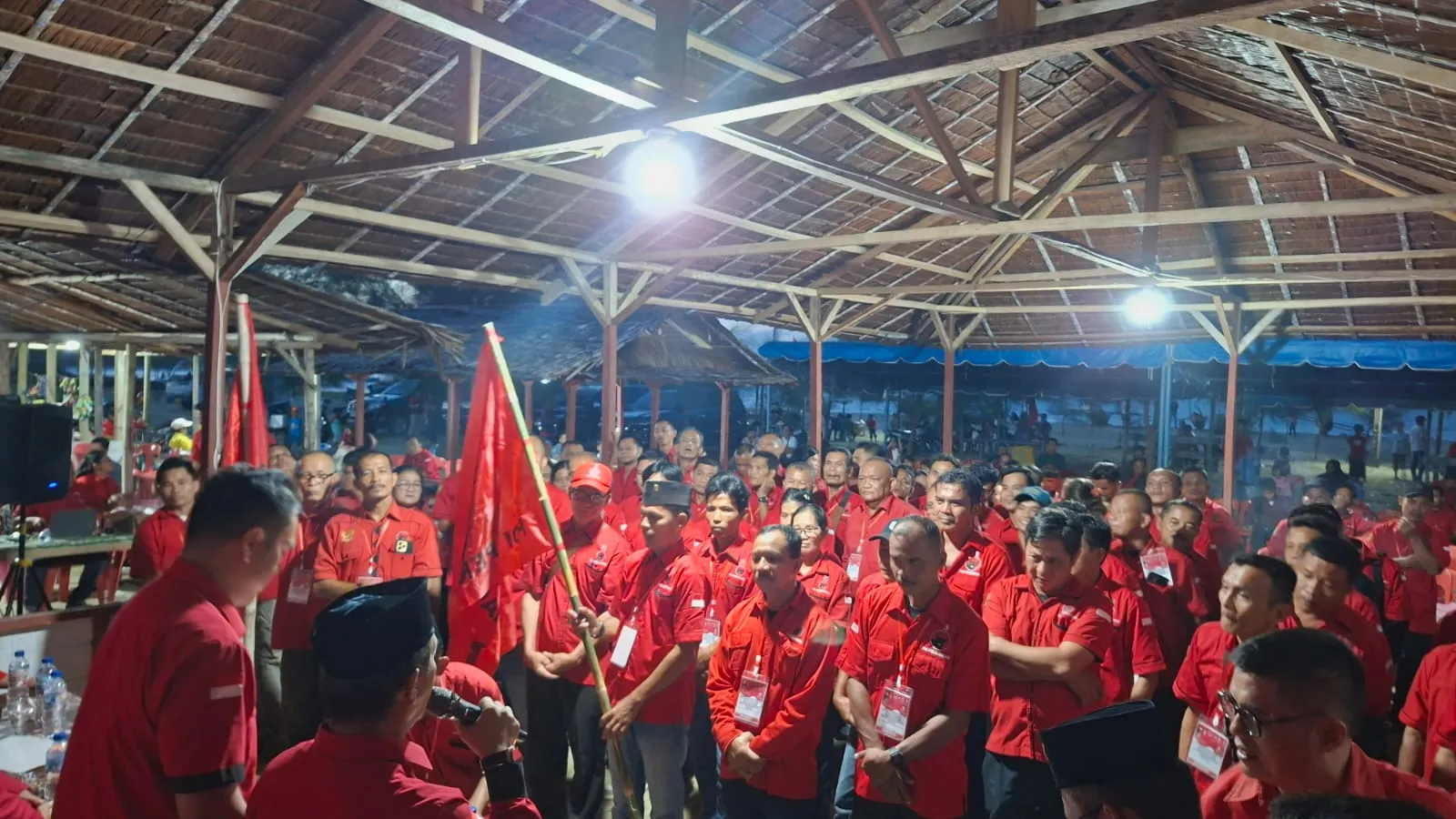 10 PAC PDI Perjuangan Nias Resmi Dilantik Di Pantai Bozihona